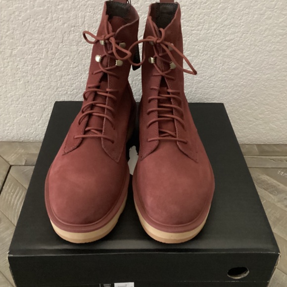 SOREL Women's Hi-Line Lace-Up Mid-Shaft Lug-Sole Booties, size 9 - Picture 4 of 8